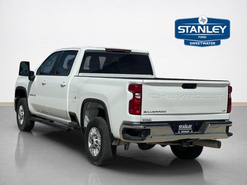 Used 2025 Chevrolet Silverado 2500 LT w/ Convenience Package AWD/4WD image 5
