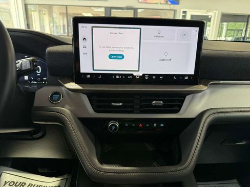 Used 2026 Ford Explorer Active RWD image 14