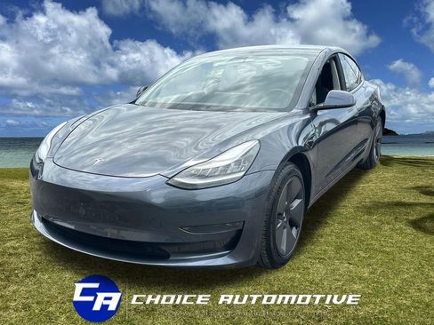 Used 2021 Tesla Model 3 Standard Range Plus image 1