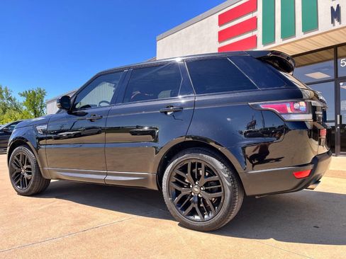 Used 2017 Land Rover Range Rover Sport HSE AWD/4WD image 3
