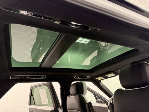 Used 2024 Land Rover Range Rover Sport Autobiography image 43