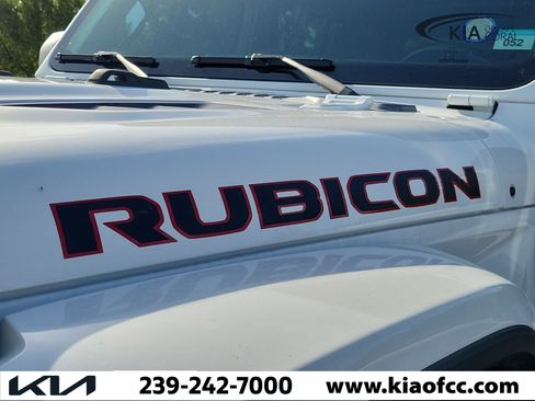 Used 2021 Jeep Gladiator Rubicon AWD/4WD image 5