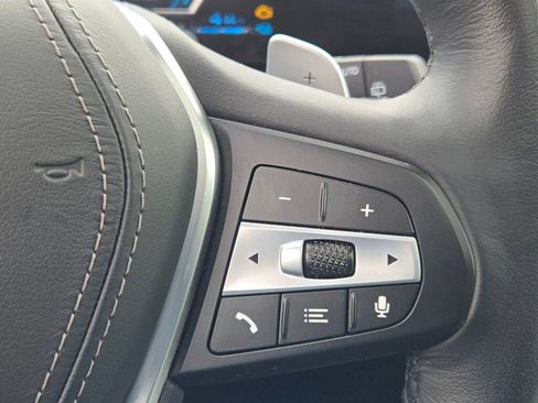 Used 2025 BMW X5 xDrive50e image 30