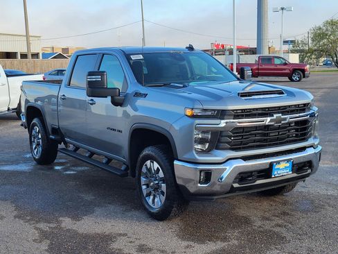 New 2026 Chevrolet Silverado 2500 LT image 7