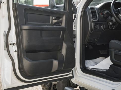 New 2026 RAM 3500 Tradesman image 39