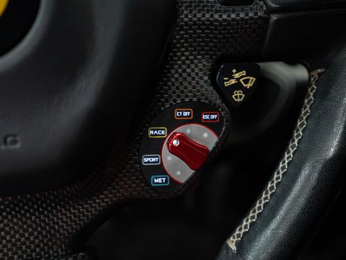 Used 2013 Ferrari 458 Spider RWD image 17