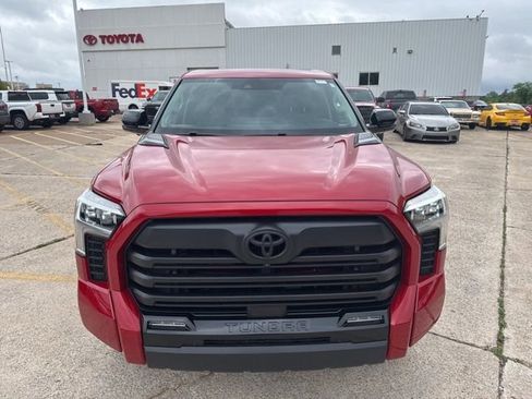 Used 2024 Toyota Tundra Limited AWD/4WD image 5