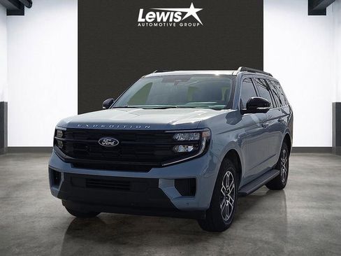 New 2026 Ford Expedition Active AWD/4WD image 1