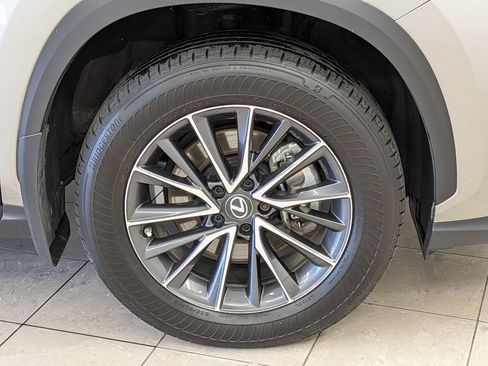 Used 2023 Lexus NX 350 AWD image 12