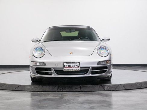 Used 2005 Porsche 911 Carrera S image 9