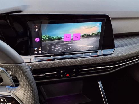 Used 2024 Volkswagen Golf R image 21