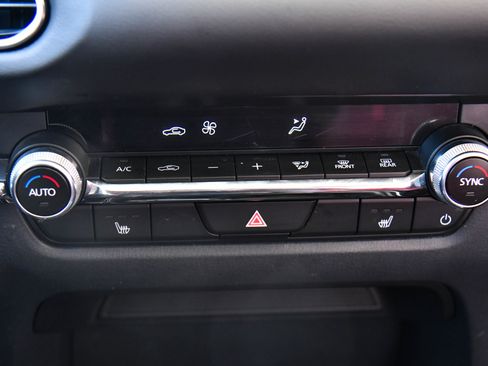 Used 2025 MAZDA CX-30 AWD 2.5 S w/ Preferred Package image 22