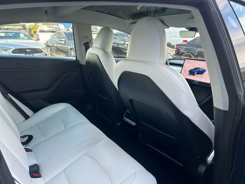 Used 2023 Tesla Model 3 Standard Range image 21