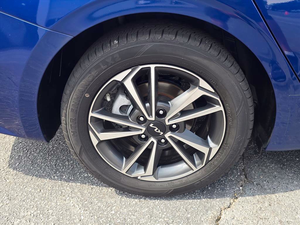 Used 2024 Kia Forte LXS w/ LXS Technology Package FWD image 31
