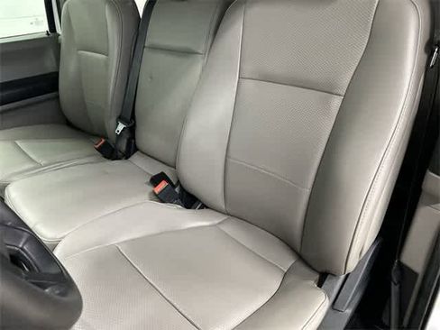 Used 2022 Ford F350 XL w/ Power Equipment Group image 10