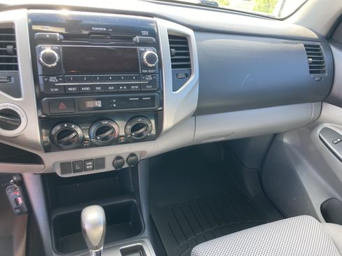 Used 2012 Toyota Tacoma 4x4 Double Cab w/ TRD Off-Road Pkg image 28