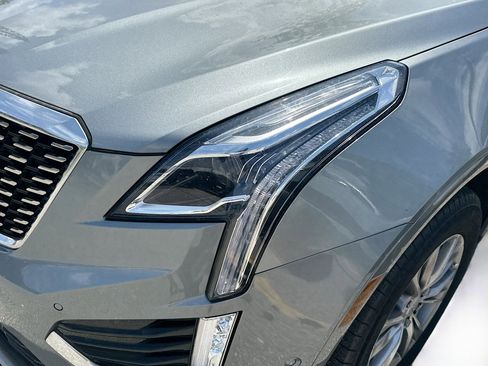 Used 2023 Cadillac XT5 Premium Luxury w/ Technology Package image 11
