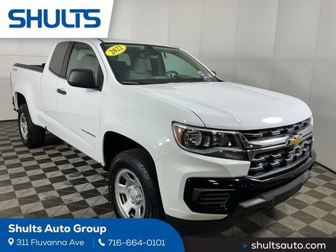 Used 2022 Chevrolet Colorado W/T w/ WT Convenience Package AWD/4WD image 1