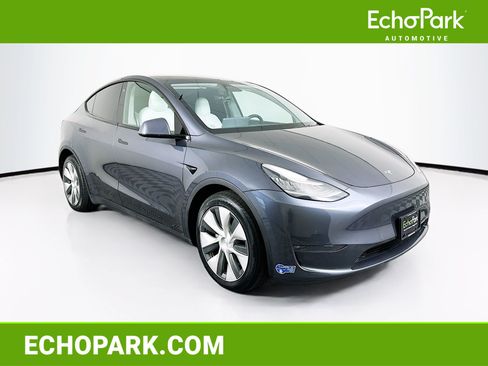 Used 2021 Tesla Model Y Long Range AWD/4WD image 1