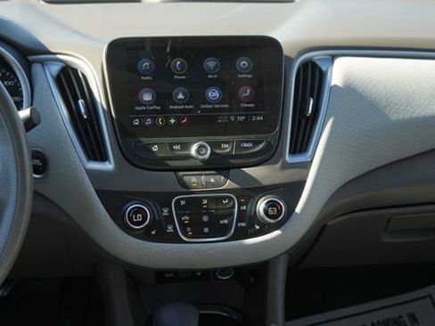 Used 2024 Chevrolet Malibu LT image 14