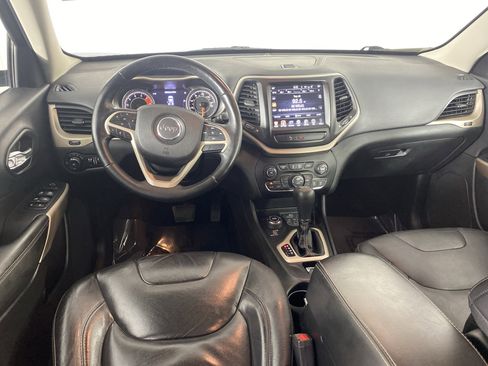 Used 2018 Jeep Cherokee Limited image 20
