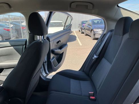 Used 2025 Nissan Sentra SV image 38