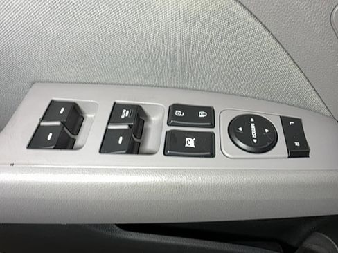 Used 2018 Hyundai Elantra Value Edition image 46