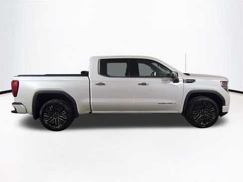Used 2022 GMC Sierra 1500 Denali Ultimate image 4