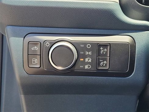 New 2025 Ford Maverick XLT w/ XLT Luxury Package image 9