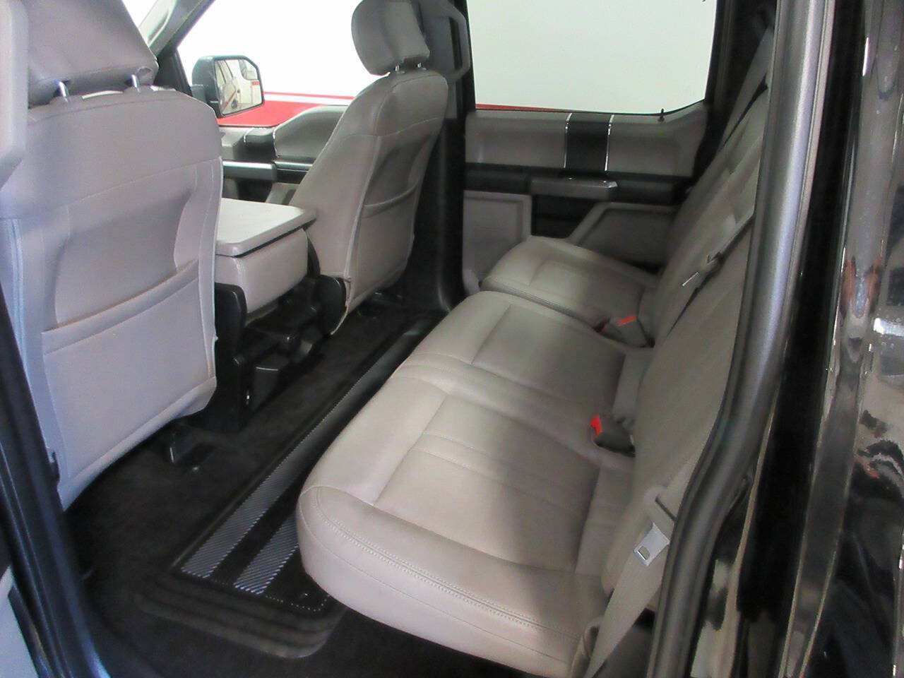 Used 2018 Ford F150 XLT AWD/4WD image 18