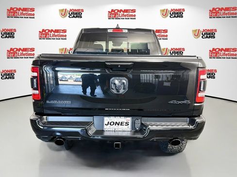 Used 2022 RAM 1500 Laramie AWD/4WD image 17