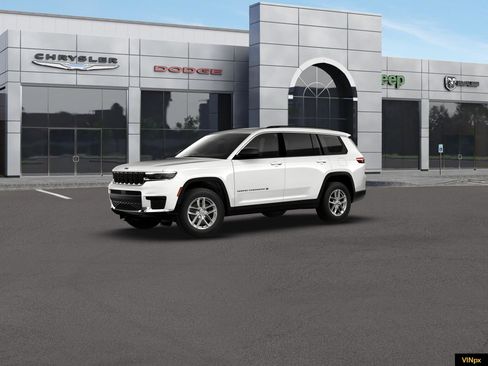 New 2026 Jeep Grand Cherokee L 2WD image 2