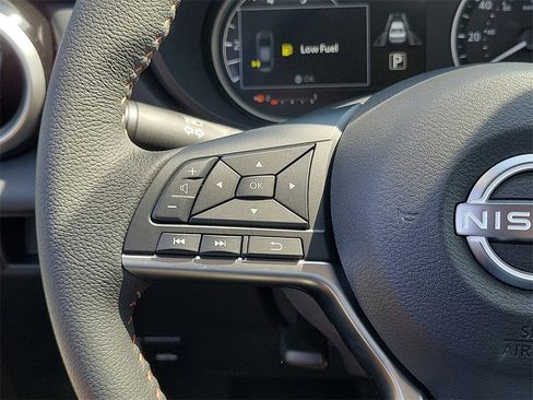 New 2025 Nissan Versa SR w/ Trunk Package image 6