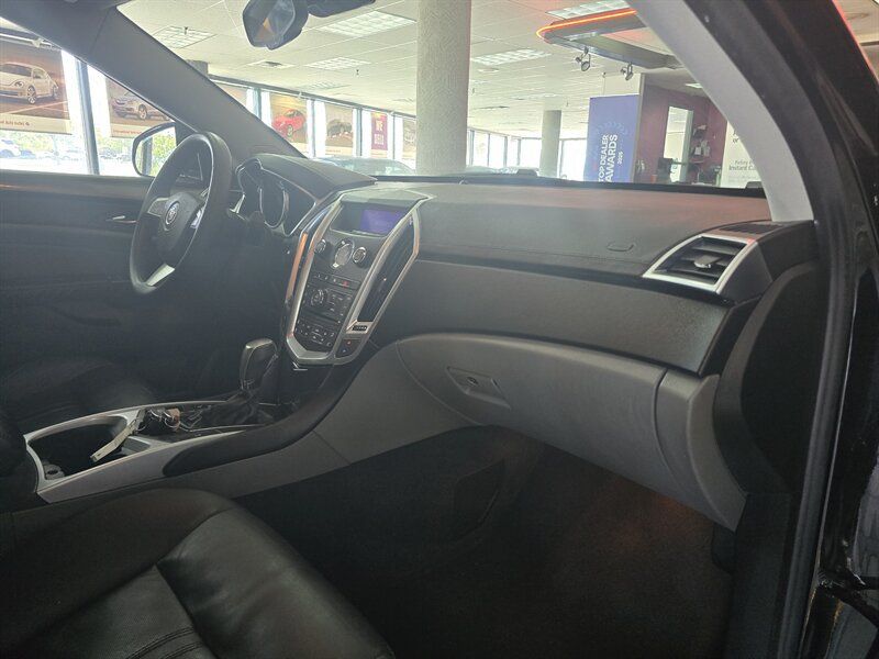 Used 2010 Cadillac SRX 2WD image 13