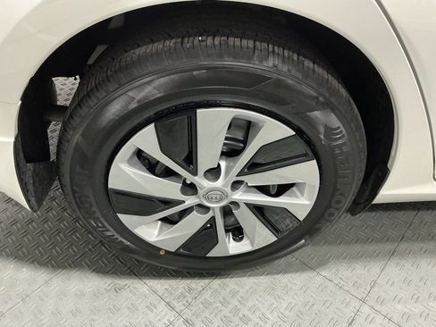 Used 2025 Nissan Altima 2.5 S image 28