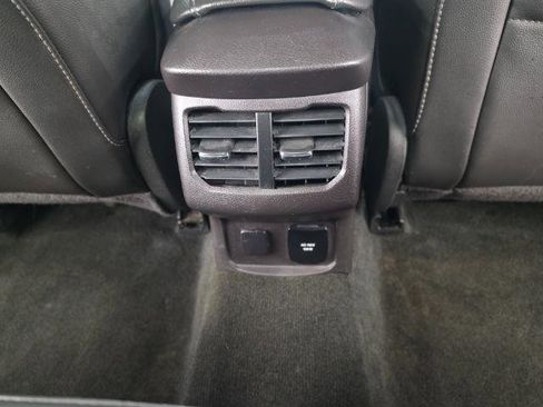 Used 2016 Ford Fusion SE w/ Equipment Group 502A FWD image 36