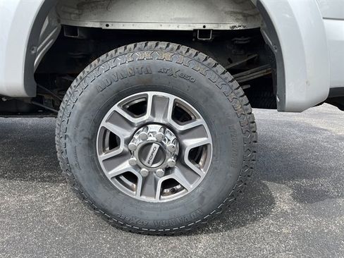 Used 2017 Ford F350 XL AWD/4WD image 11