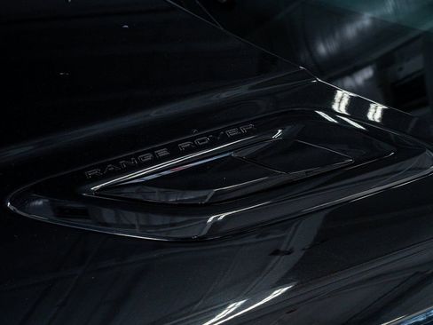 Used 2019 Land Rover Range Rover Sport HST image 22