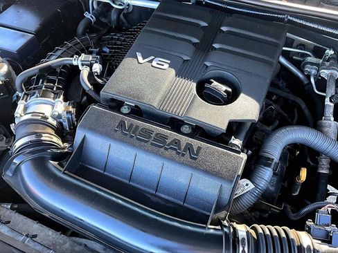 Used 2022 Nissan Frontier Pro-X w/ Technology Package image 31