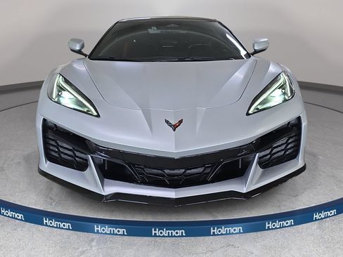 Used 2026 Chevrolet Corvette Z06 RWD image 3