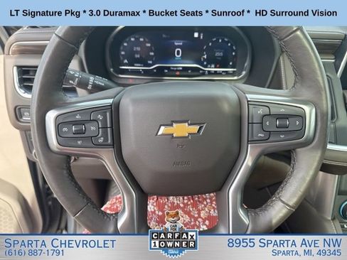 Used 2022 Chevrolet Suburban LT w/ LT Signature Plus Package AWD/4WD image 17