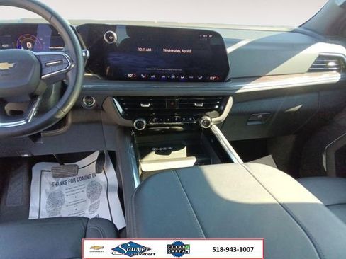 Used 2025 Chevrolet Tahoe LT AWD/4WD image 15