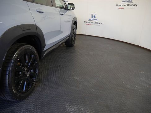 Certified 2023 Honda Passport EX-L image 4