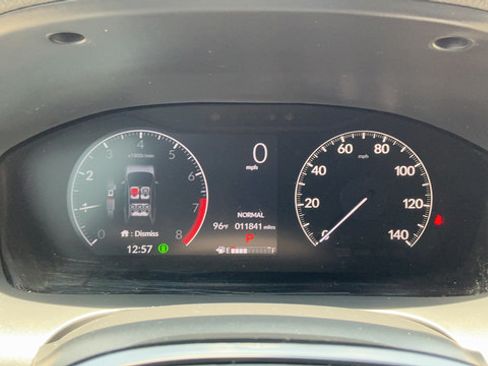 Used 2025 Honda HR-V EX-L image 14