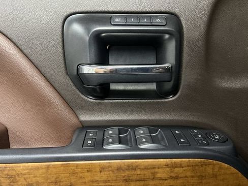 Used 2014 Chevrolet Silverado 1500 High Country AWD/4WD image 24
