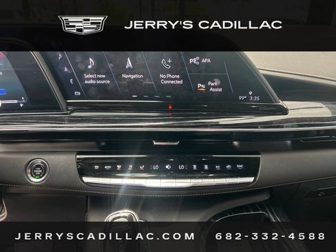 Used 2023 Cadillac Escalade Sport w/ LPO, ONYX Package AWD/4WD image 13