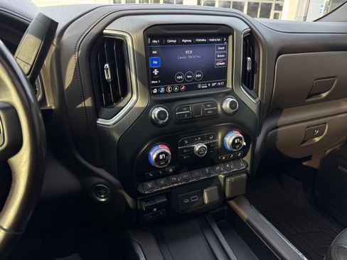 Used 2021 GMC Sierra 3500 Denali w/ Denali Ultimate Package image 25