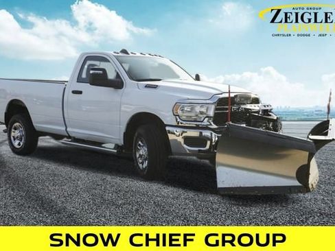 New 2024 RAM 2500 Tradesman w/ Chrome Appearance Group image 4