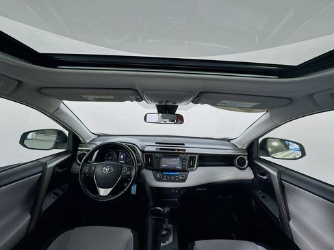 Used 2018 Toyota RAV4 XLE image 35