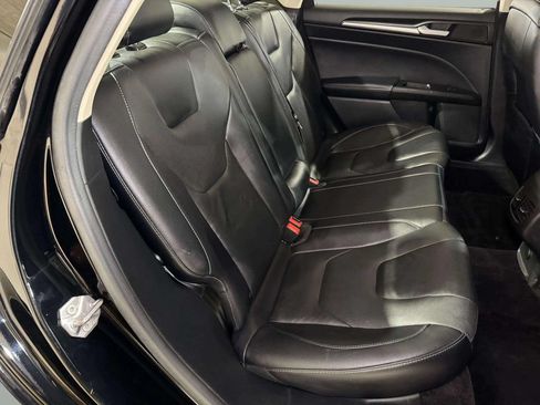 Used 2017 Ford Fusion Titanium AWD/4WD image 25